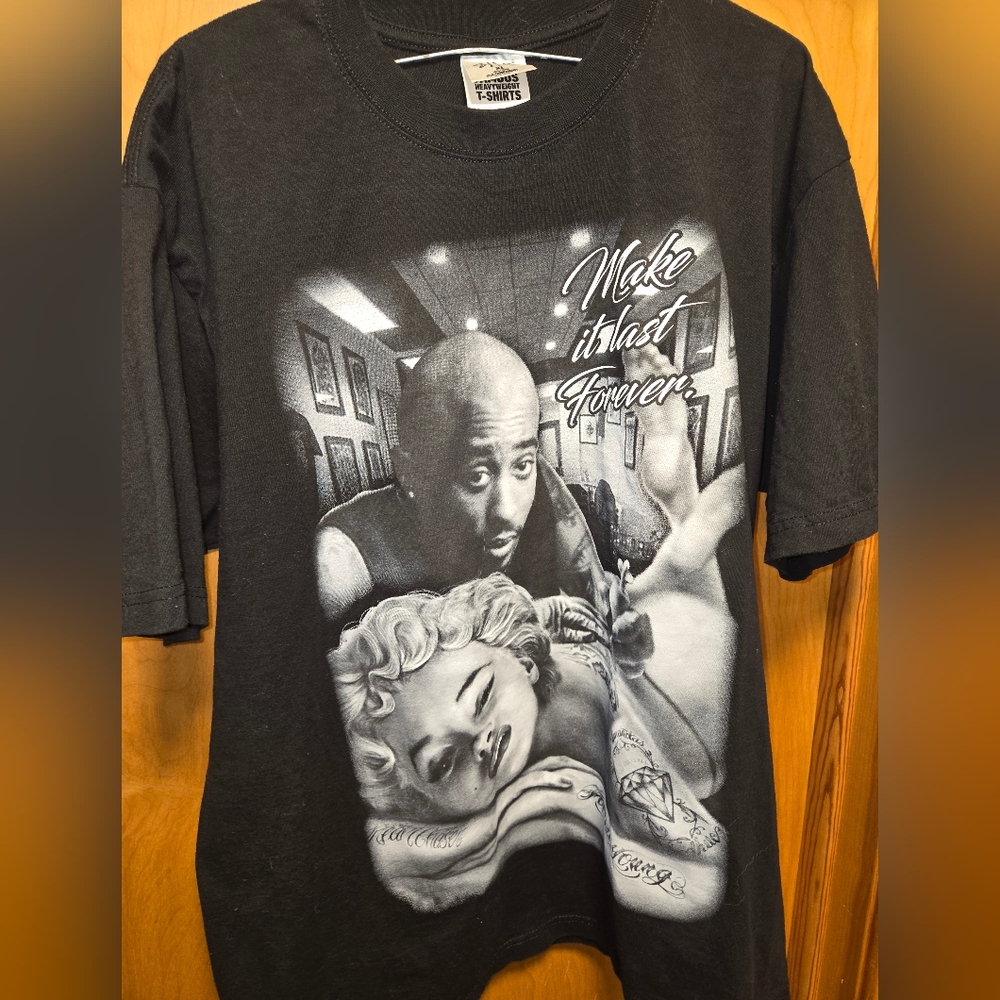Shaka Wear 2PAC/ Marilyn Monroe T-shirt